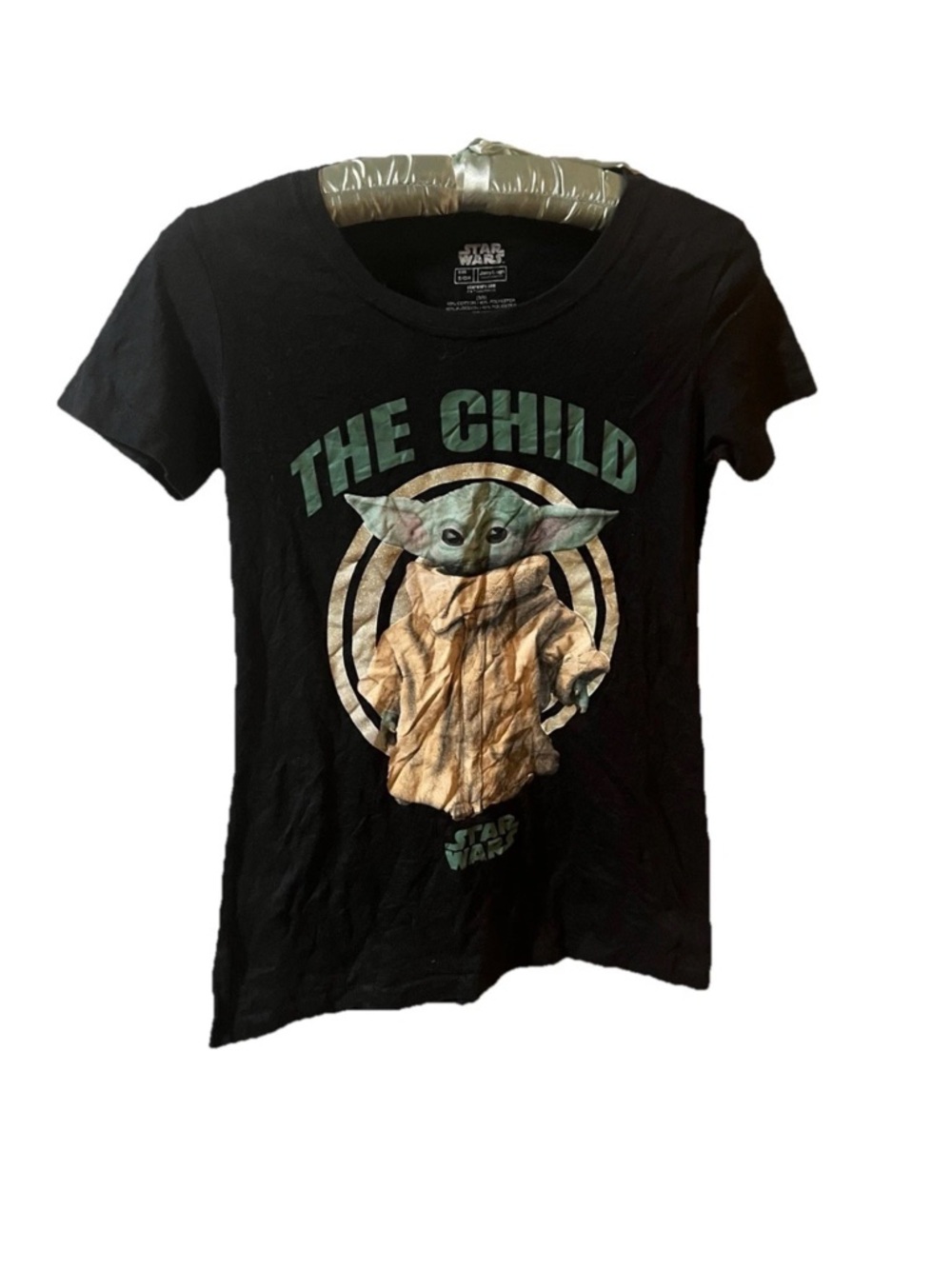 Star Wars girls junior SZ Sm Black Tee with Green and Tan Grogu Graphic